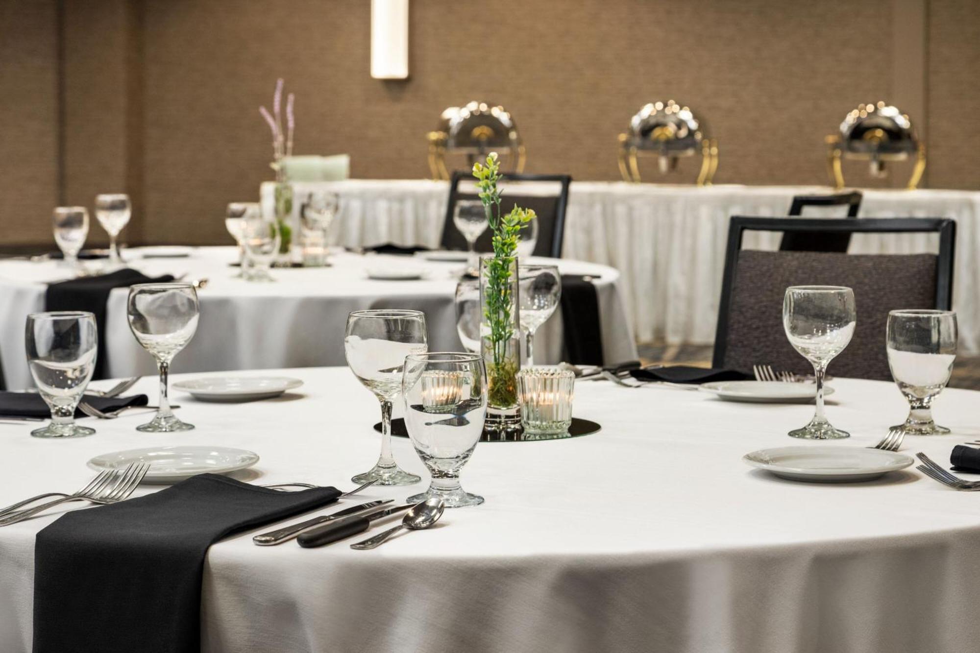Courtyard By Marriott Columbia Hotel Екстериор снимка