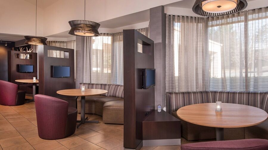 Courtyard By Marriott Columbia Hotel Екстериор снимка